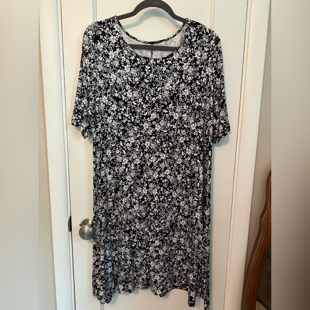 St Johns Bay Floral Short Sleeve Dress